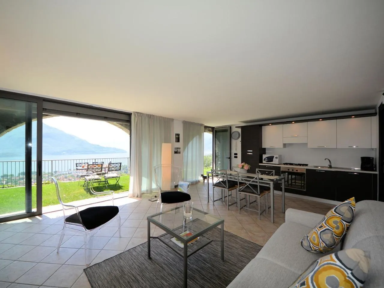 Apartment Holiway Home Lucia Vercana